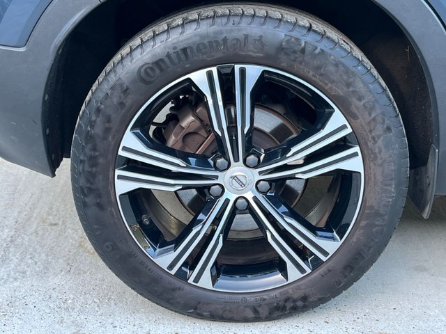 2018 VOLVO XC40 2.0 T4 Inscription SUV 5dr Petrol Auto AWD Euro 6 (s/s) (190 ps) - Photo 9