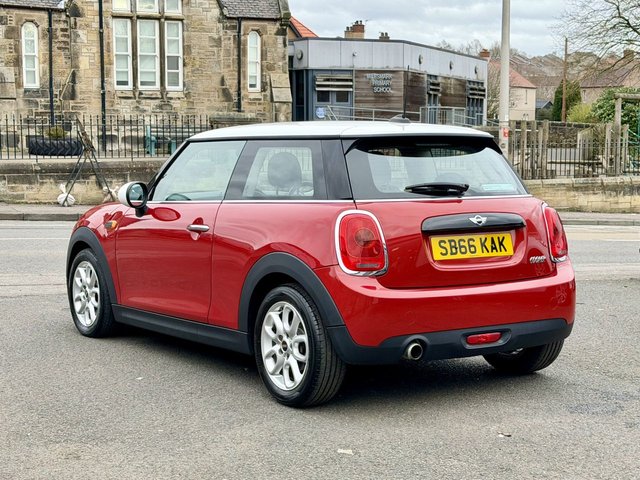 2016 MINI Hatch 1.5L Cooper 3dr - Photo 11
