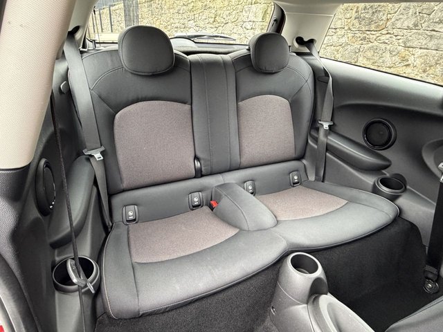 2016 MINI Hatch 1.5L Cooper 3dr - Photo 6