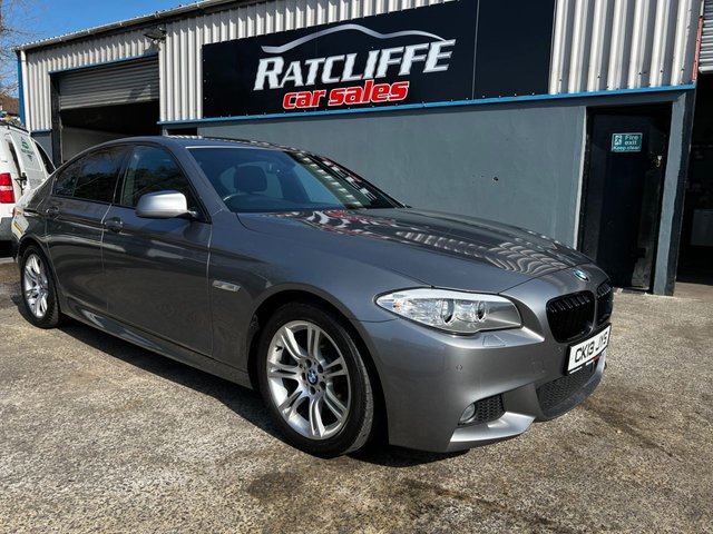 2013 BMW 5 SERIES - Photo 2