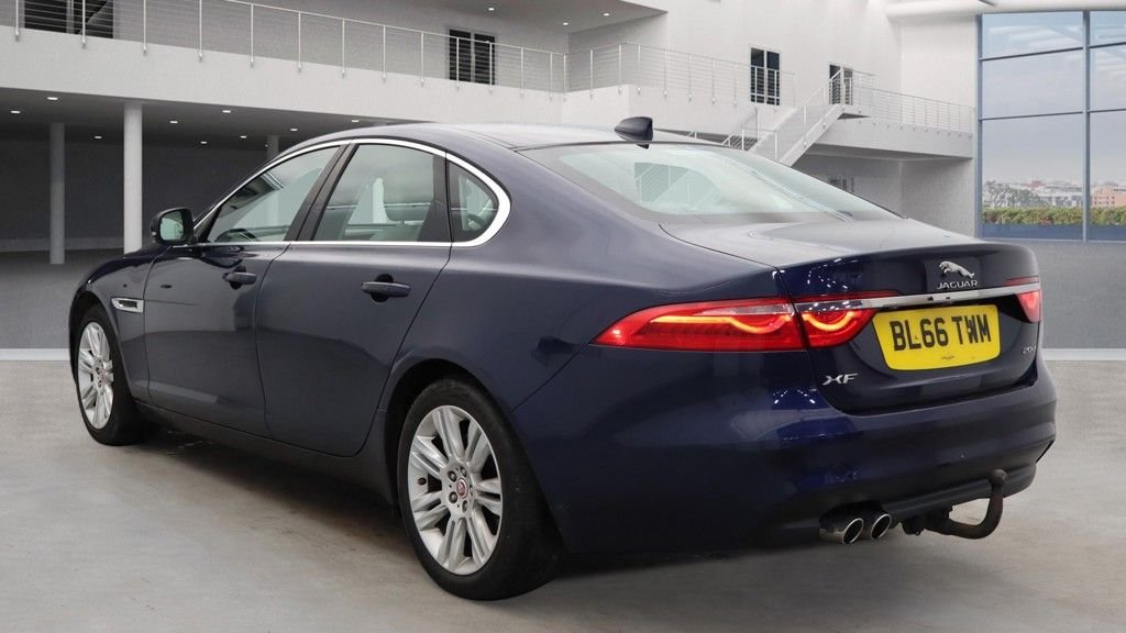 USED 2016 66 JAGUAR XF 2.0d Portfolio Saloon 4dr Diesel Auto Euro 6 (s/s) (180 ps)