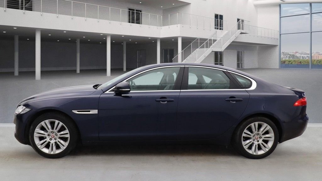 USED 2016 66 JAGUAR XF 2.0d Portfolio Saloon 4dr Diesel Auto Euro 6 (s/s) (180 ps)