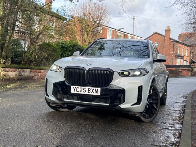 2025 BMW X5 3L M Sport 5dr - Photo 3