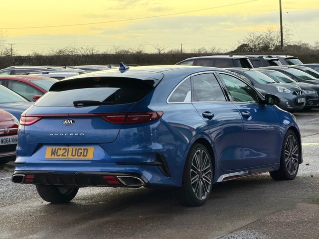 2021 Kia Proceed 1.6L Gt 5dr - Photo 6