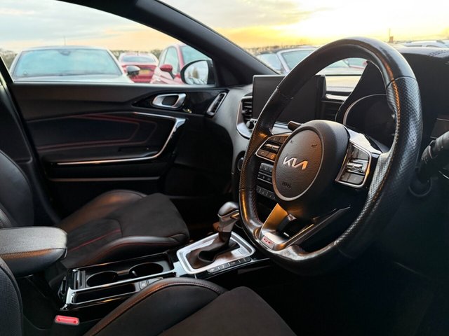 2021 Kia Proceed 1.6L Gt 5dr - Photo 11
