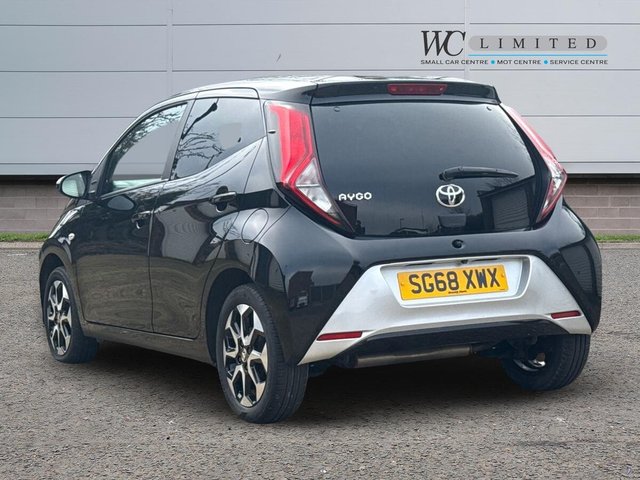 2018 TOYOTA AYGO 1.0 VVT-i x-plore Hatchback 5dr Petrol Manual Euro 6 (71 ps) - Photo 2
