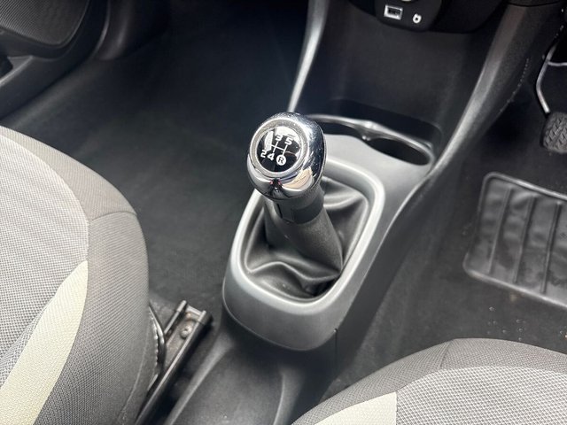 2018 TOYOTA AYGO 1.0 VVT-i x-plore Hatchback 5dr Petrol Manual Euro 6 (71 ps) - Photo 11