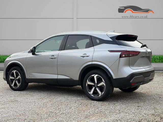 2023 Nissan Qashqai 1.5L N-Connecta 5dr - Photo 3