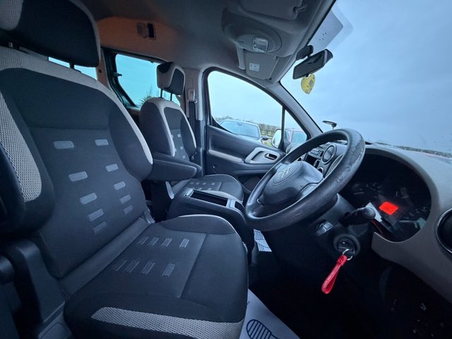 2014 Citroen Berlingo 1.6L Xtr 5dr - Photo 11