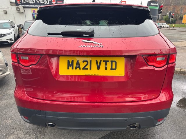 2021 Jaguar F-Pace 2L R-Sport 5dr - Photo 11