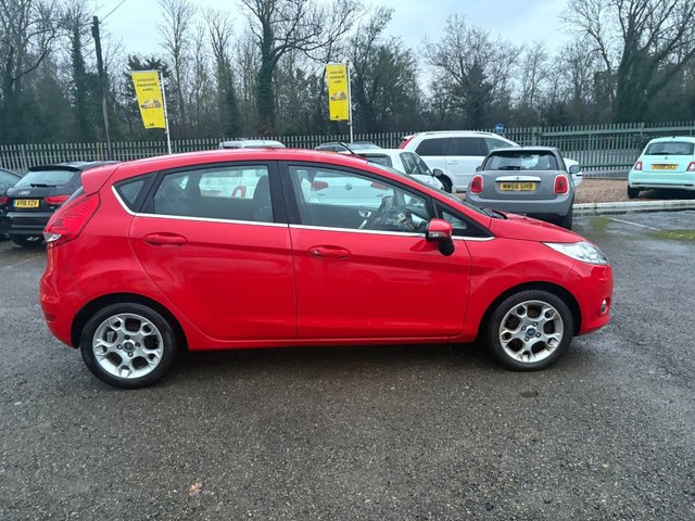 2012 FORD FIESTA 1.25 Zetec Hatchback 5dr Petrol Manual (129 g/km, 81 bhp) - Photo 8