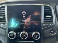 USED 2022 71 RENAULT MEGANE 1.5 Blue dCi Iconic Sport Tourer 5dr Diesel Manual Euro 6 (s/s) (115 ps) * PHONE MIRROR PLAY * 2 KEYS * SATELLITE NAVIGATION * PARKING SENSORS * KEYLESS ENTRY * 1 KEEPER *