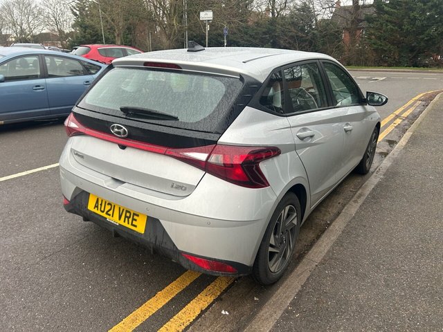 2021 Hyundai I20 1L SE Connect 5dr - Photo 5