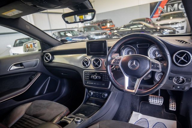 2014 Mercedes-Benz Gla 2.1L Amg Line 5dr - Photo 2