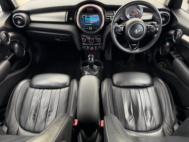 2019 MINI HATCH 1.5 Cooper Exclusive Steptronic Euro 6 (s/s) 5dr - Photo 8
