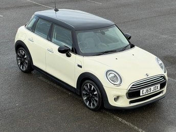 2019 MINI HATCH