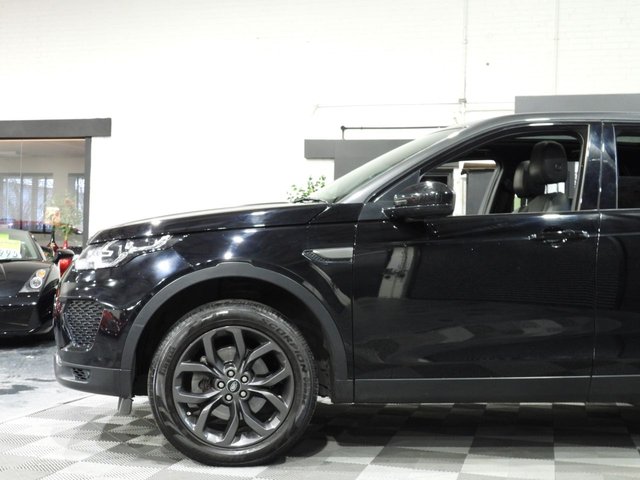 2018 Land Rover Discovery Sport 2L Landmark 5dr - Photo 6