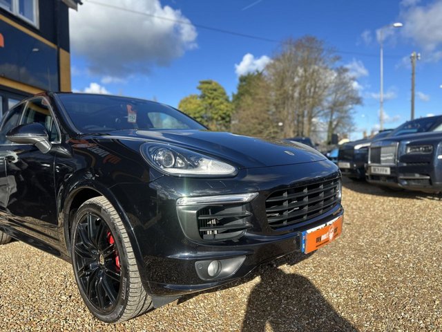 2015 Porsche Cayenne 4L S 5dr - Photo 2