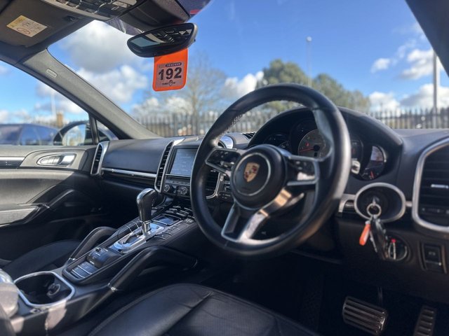 2015 Porsche Cayenne 4L S 5dr - Photo 11