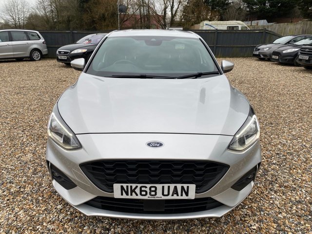 2018 Ford Focus 1.5L St-Line 5dr - Photo 3