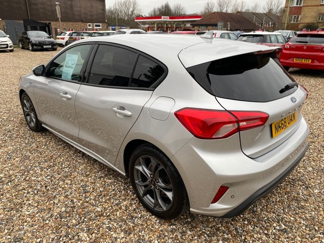 2018 Ford Focus 1.5L St-Line 5dr - Photo 7