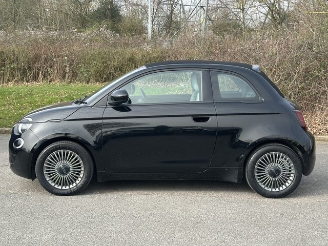 2021 FIAT 500e C - Photo 2