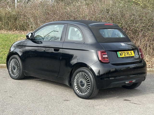 2021 FIAT 500e C - Photo 3
