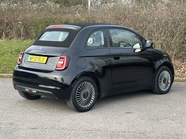 2021 FIAT 500e C - Photo 5