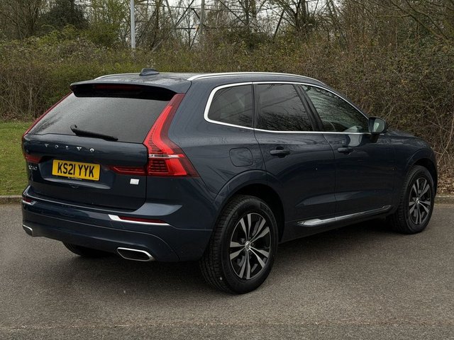 2021 VOLVO XC60 - Photo 5