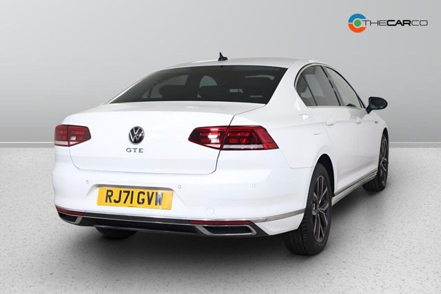 2021 Volkswagen Passat - Photo 10