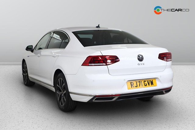 2021 Volkswagen Passat - Photo 5