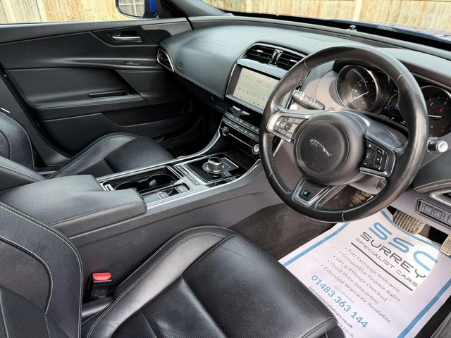 2018 Jaguar Xe - Photo 5