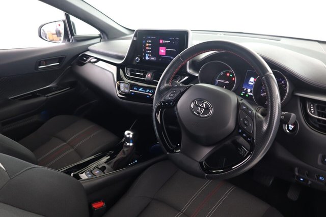 2023 Toyota C-HR - Photo 11