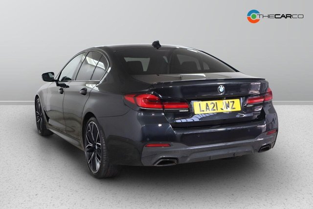 2021 BMW 5 Series - Photo 5