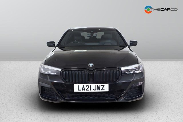 2021 BMW 5 Series - Photo 3