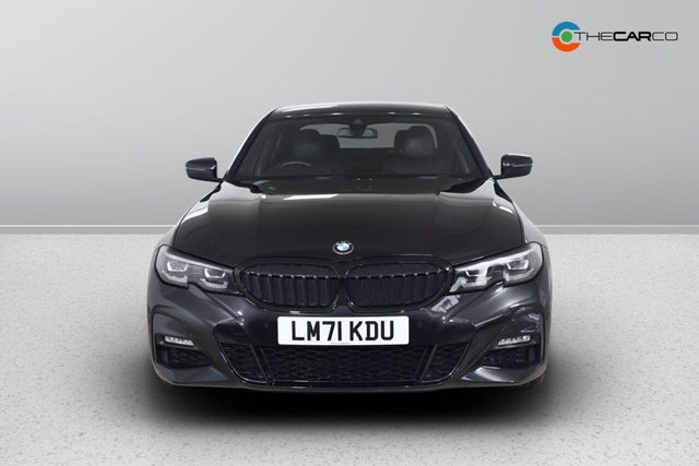 2021 BMW 3 Series - Photo 3