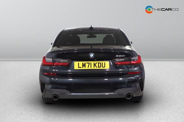 2021 BMW 3 Series - Photo 8