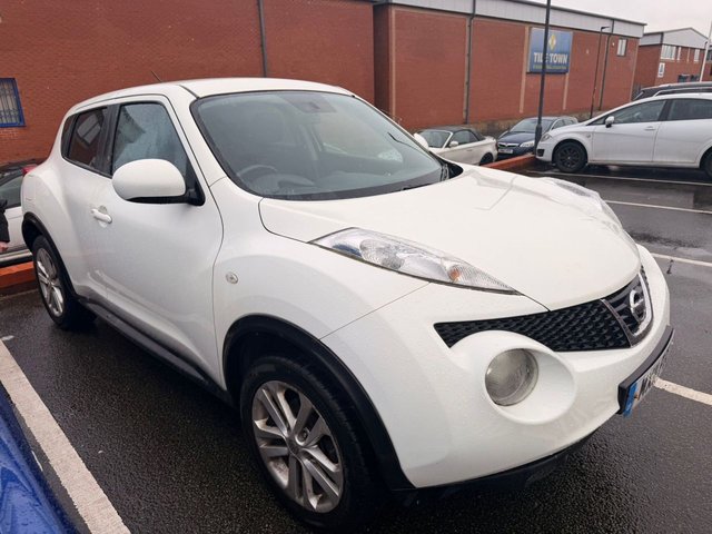 2011 JUKE 1.6 ACENTA PREMIUM SUV 5DR PETROL MANUAL EURO 5 117 PS 2011... photo