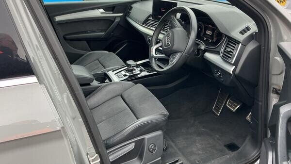 2021 Audi Q5 - Photo 7