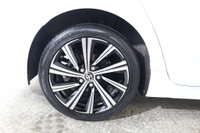 USED 2022 72 TOYOTA COROLLA 1.8 VVT-h Design Touring Sports 5dr Petrol Hybrid CVT Euro 6 (s/s) (140 ps) Rev Cam, Heated Seats,