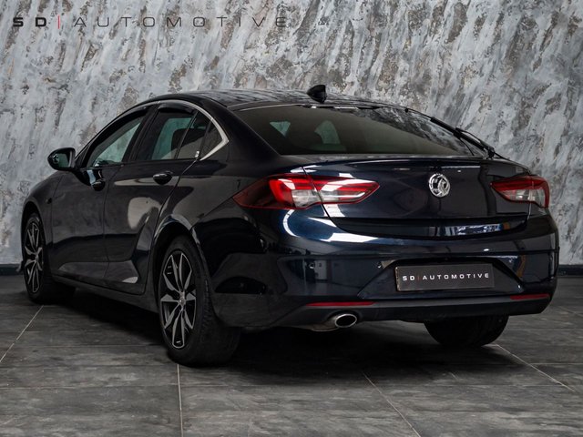 2017 Vauxhall Insignia - Photo 11