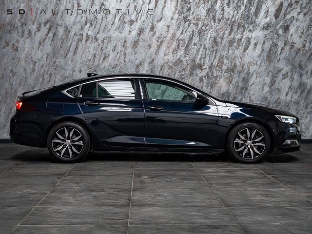 2017 Vauxhall Insignia - Photo 7