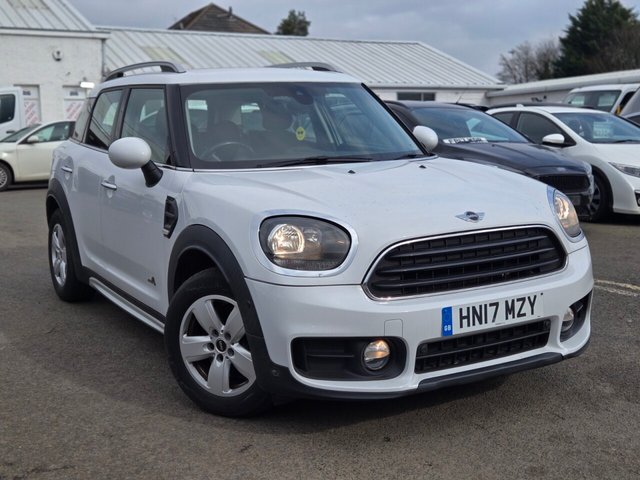 View our MINI Countryman 1.5 Cooper SUV 5dr Petrol Auto 6Spd ALL4 Euro 6 (s/s) (136 ps)