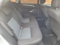 USED 2014 14 FORD MONDEO 2.0 TDCi Zetec Business Edition Hatchback 5dr Diesel Powershift Euro 5 (140 ps) 