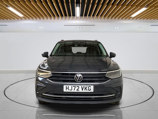 2022 Volkswagen Tiguan 1.5L Life 5dr - Photo 2