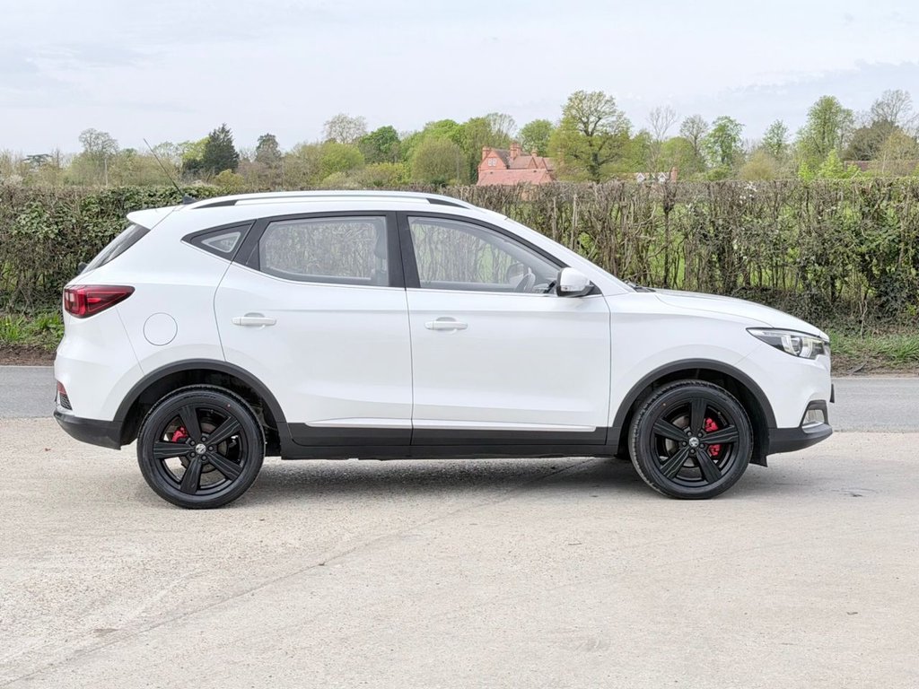 USED 2018 18 MG MG ZS 1.5 VTi-TECH Exclusive SUV 5dr Petrol Manual Euro 6 (s/s) (106 ps) Camera|SatNav|Sensors|Cruise|