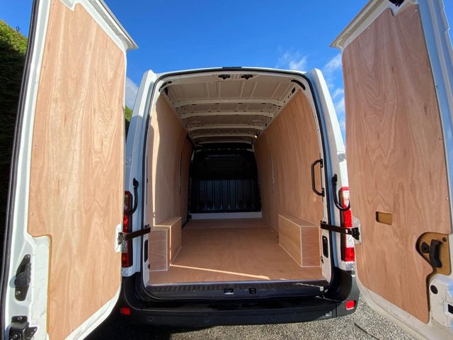 2021 RENAULT MASTER - Photo 3