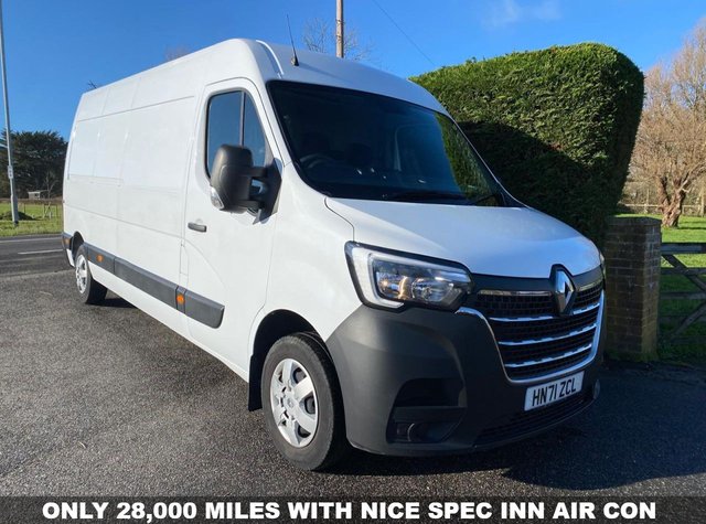 2021 RENAULT MASTER
