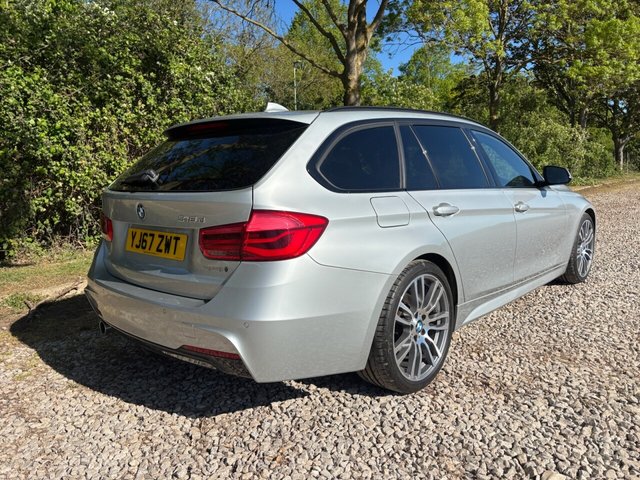 View our BMW 3 SERIES