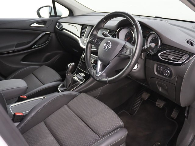 2019 Vauxhall Astra 1.4L Griffin 5dr - Photo 10